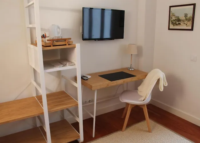 Aedan Nocleg ze śniadaniem 4*